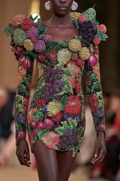 Look 125